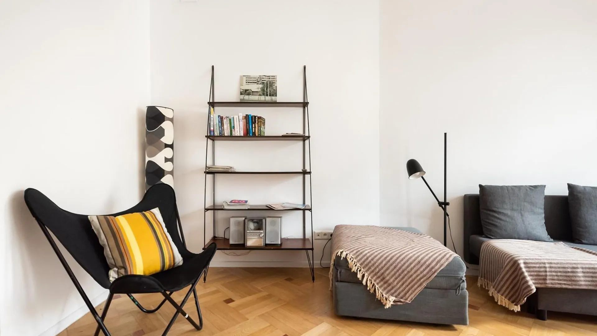 Solec Powisle Cosy Apartment Warsaw Poland